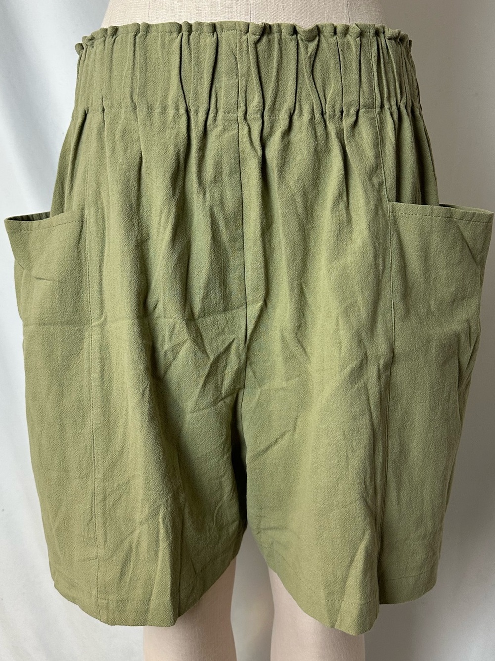 OZMA Light Green Linen Shorts with Large Pockets